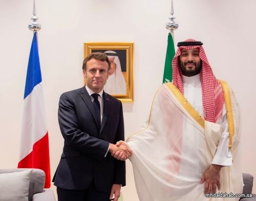 ولي العهد يلتقي الرئيس الفرنسي على هامش قمة منتدى التعاون الاقتصادي لآسيا والمحيط الهادئ