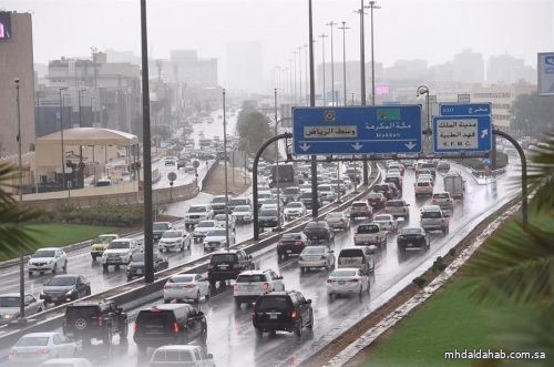 "الأرصاد": هطول أمطار متوسطة في 6 مناطق الأحد المقبل