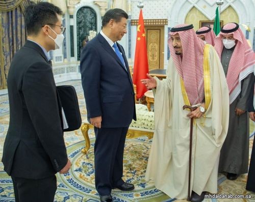 خادم الحرمين والرئيس الصيني يوقعان اتفاقية الشراكة الإستراتيجية الشاملة بين البلدين