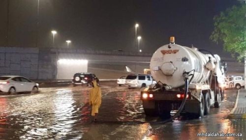 «الأرصاد»: 83 ملم أعلى كمية أمطار سجلتها جدة اليوم