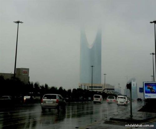 "الأرصاد": استمرار أمطار الرياض حتى الـ11 صباح الغد