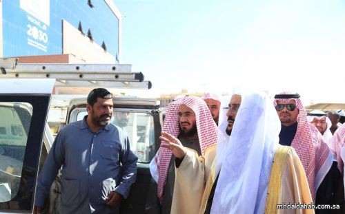 وزير "الشؤون الإسلامية" يوجه بالاكتفاء بـ4 سماعات خارجية في الجوامع والمساجد