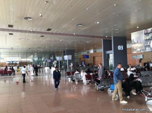مطار الملك عبدالعزيز: 5 آلاف ريال غرامة نقل المسافرين بطريقة غير نظامية
