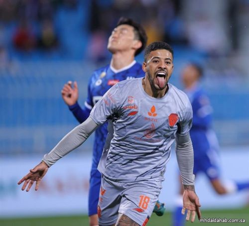 الفيحاء يطيح بالهلال ويتأهل إلى نهائي كأس السوبر السعودي