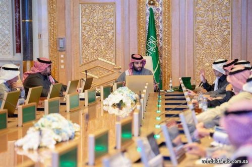 "الشؤون الاقتصادية" يستعرض تطورات الاقتصاد العالمي ونمو القطاعات الوطنية