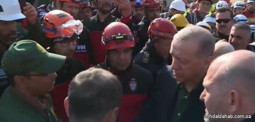 "أردوغان" يزور مقر الفريق السعودي للإغاثة ويعبر عن شكره للمملكة