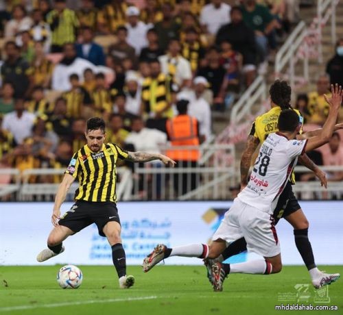 الاتحاد يهدر نقطتين ثمينتين أمام الرائد.. ويتصدر ترتيب دوري روشن مؤقتا