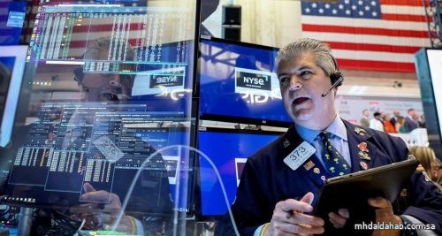 سوق الأسهم الأمريكية يغلق على انخفاض