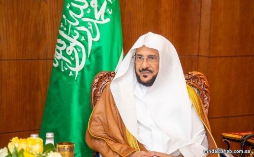 آل الشيخ: لا لجمع التبرعات وإطالة الدعاء وبث الصلوات في رمضان