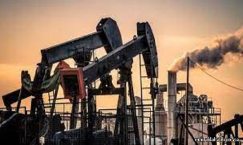 روسيا والعراق وعمان والجزائر يخفضون إنتاجهم النفطي