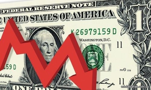 الدولار ينخفض بعد زيادة طلبات إعانة البطالة الأمريكية