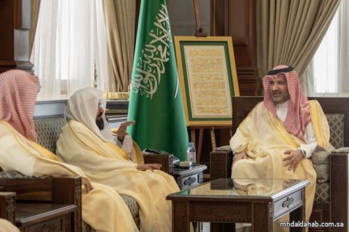 سمو أمير منطقة المدينة المنورة يستقبل الرئيس العام لشؤون المسجد الحرام والمسجد النبوي