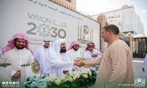 "السديس" يعلن نجاح تفويج الحجاج من المسجد النبوي إلى مكة المكرّمة
