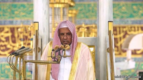 الدوسري وآل الشيخ خطباء العيد بالحرمين