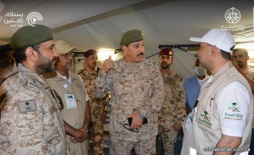 وزير الصحة يتفقد مستشفى القوات المسلحة الميداني في عرفة