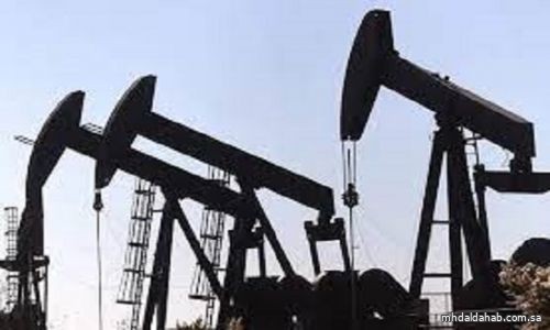 ارتفاع النفط مع تراجع أكبر من المتوقع للمخزونات الأمريكية