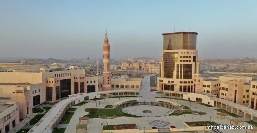 جامعة الملك خالد تعلن موعد القبول في برامج الدراسات العليا