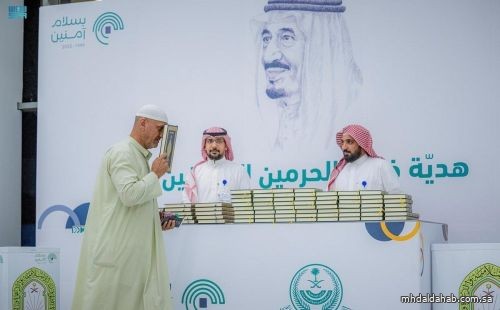 منفذ جديدة عرعر يودع طلائع الدفعة الأولى من الحجاج العراقيين المغادرين