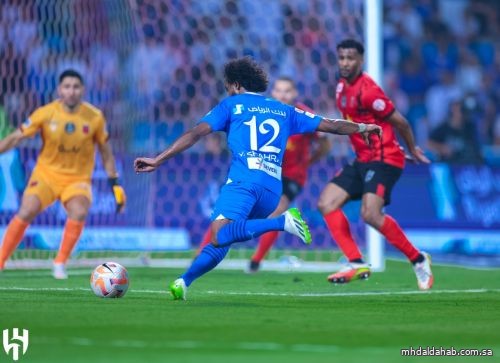 الهلال يكتسح الرياض بسداسية