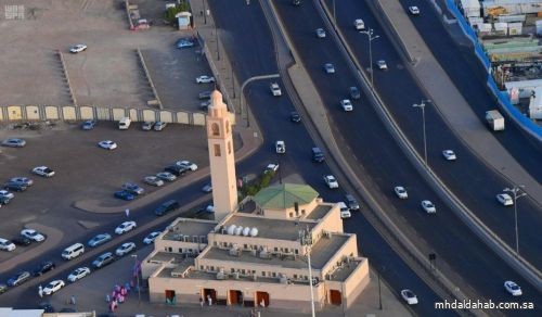 خطباء مساجد المملكة يحذرون من الإسراف والهدر الغذائي