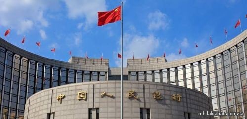 البنك المركزي الصيني يضخ سيولة نقدية بقيمة 424 مليار يوان في النظام المصرفي