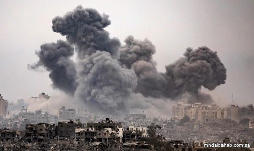مدعي "الجنائية" الدولية يزور معبر رفح ويأمل في زيارة غزة