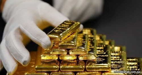 ارتفاع الذهب مع تراجع قوة الدولار وترقب بيانات الوظائف الأمريكية