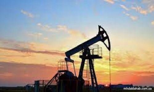 "مخاوف فائض الإمدادات".. النفط يتكبّد أطول سلسلة خسائر أسبوعية في نصف عقد