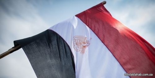 مصر تدعو مواطنيها إلى سرعة مغادرة السودان وتجنب السفر إليها حالياً