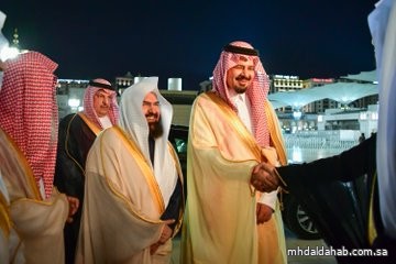 الأمير سلمان بن سلطان بن عبدالعزيز يزور المسجد النبوي