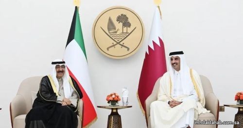 أمير قطر و أمير الكويت يعقدان جلسة المباحثات الرسمية