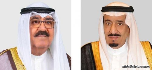 خادم الحرمين يتلقى التهنئة من أمير الكويت بذكرى يوم التأسيس