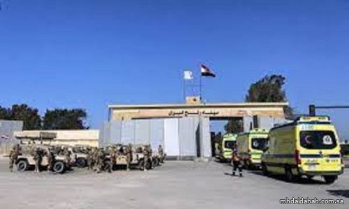 ميناء رفح البري يستقبل 72 مصاباً ومرافقاً فلسطينياً
