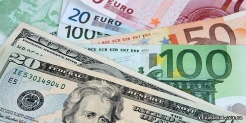 ارتفاع الدولار وانخفاض اليورو أمام الروبل الروسي