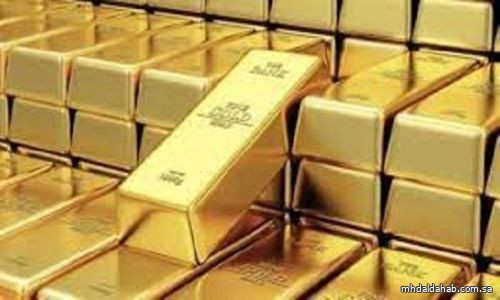 أسعار الذهب تنخفض 0.4 % مع صعود الدولار