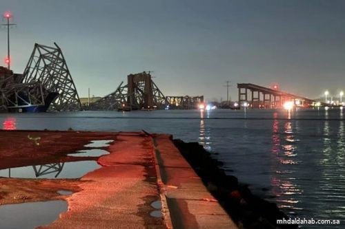 انهيار جسر كبير في مدينة بالتيمور الأميركية إثر اصطدام سفينة به