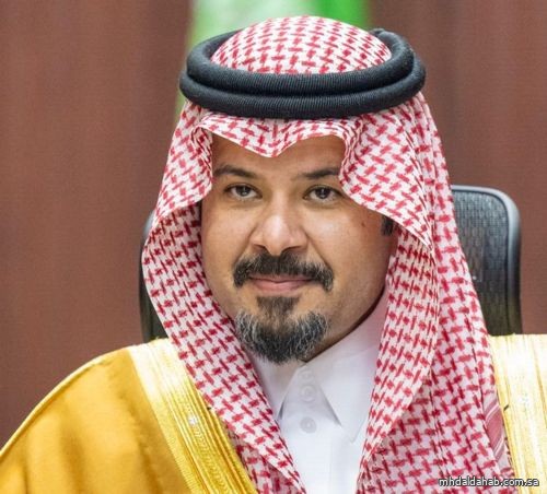 أمير المدينة المنورة يهنئ القيادة الرشيدة بمناسبة حلول عيد الفطر المبارك