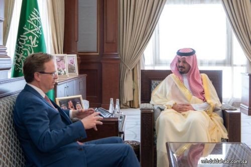 أمير منطقة المدينة المنورة يستقبل سفير كندا لدى المملكة