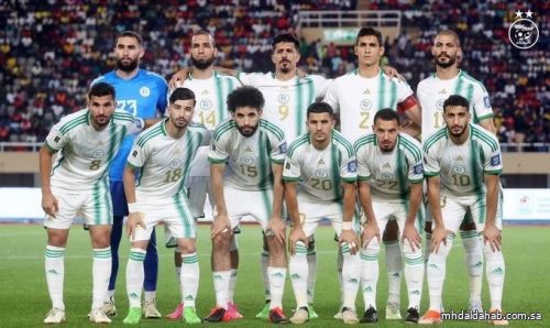 الجزائر تنتفض لتفوز 2-1 على أوغندا في تصفيات كأس العالم