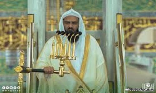 إمام المسجد النبوي: ذكر الله هو حياة القلوب ونعيمها وقوتها