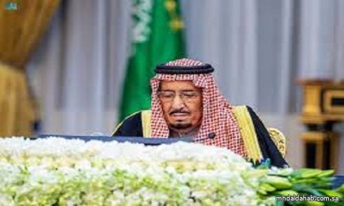 خادم الحرمين الشريفين يرأس جلسة مجلس الوزراء