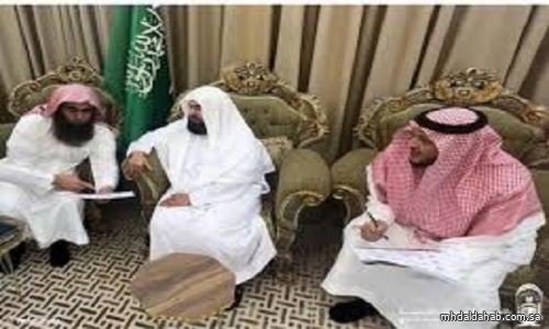 "السديس" يستعرض جاهزية اللجنة الإشرافية لندوة الفتوى بالحرمين لتنفيذ أعمالها
