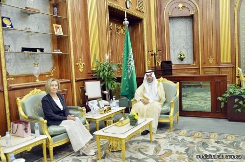 نائب رئيس مجلس الشورى يلتقي عضو مجلس الشيوخ الفرنسي