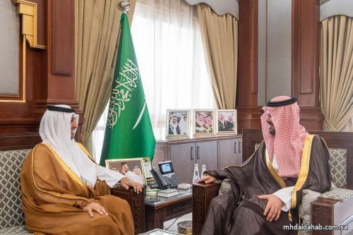 أمير المدينة يستقبل سفير قطر
