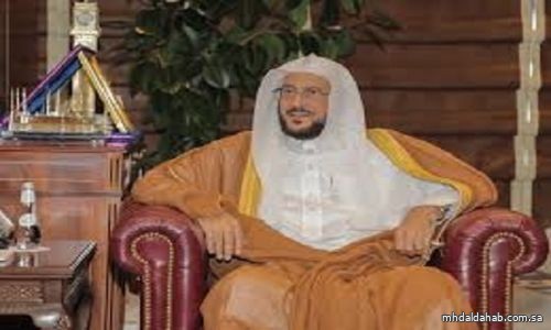 خطباء مساجد المملكة يذكّرون بحقوق الوالدين وذوي الأرحام