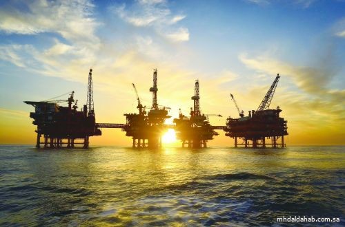 النفط يواصل التراجع إلى 78.79 دولارا للبرميل