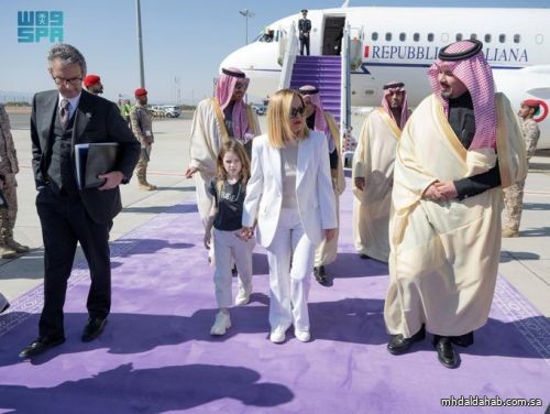 أمير منطقة #المدينة_المنورة #سلمان_بن_سلطان يستقبل  دولة رئيسة الوزراء في الجمهورية الإيطالية