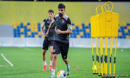 التعاون يواجه الشارقة الإماراتي للاقتراب من الحلم القاري