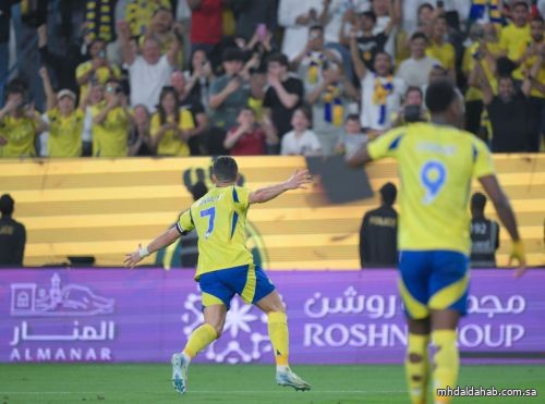 ثنائية رونالدو تقود النصر لفوز بشق الأنفس على الرياض