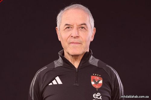 الأهلي المصري يعلن إقالة مدربه كولر